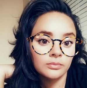 Meet your Posher, Lucy